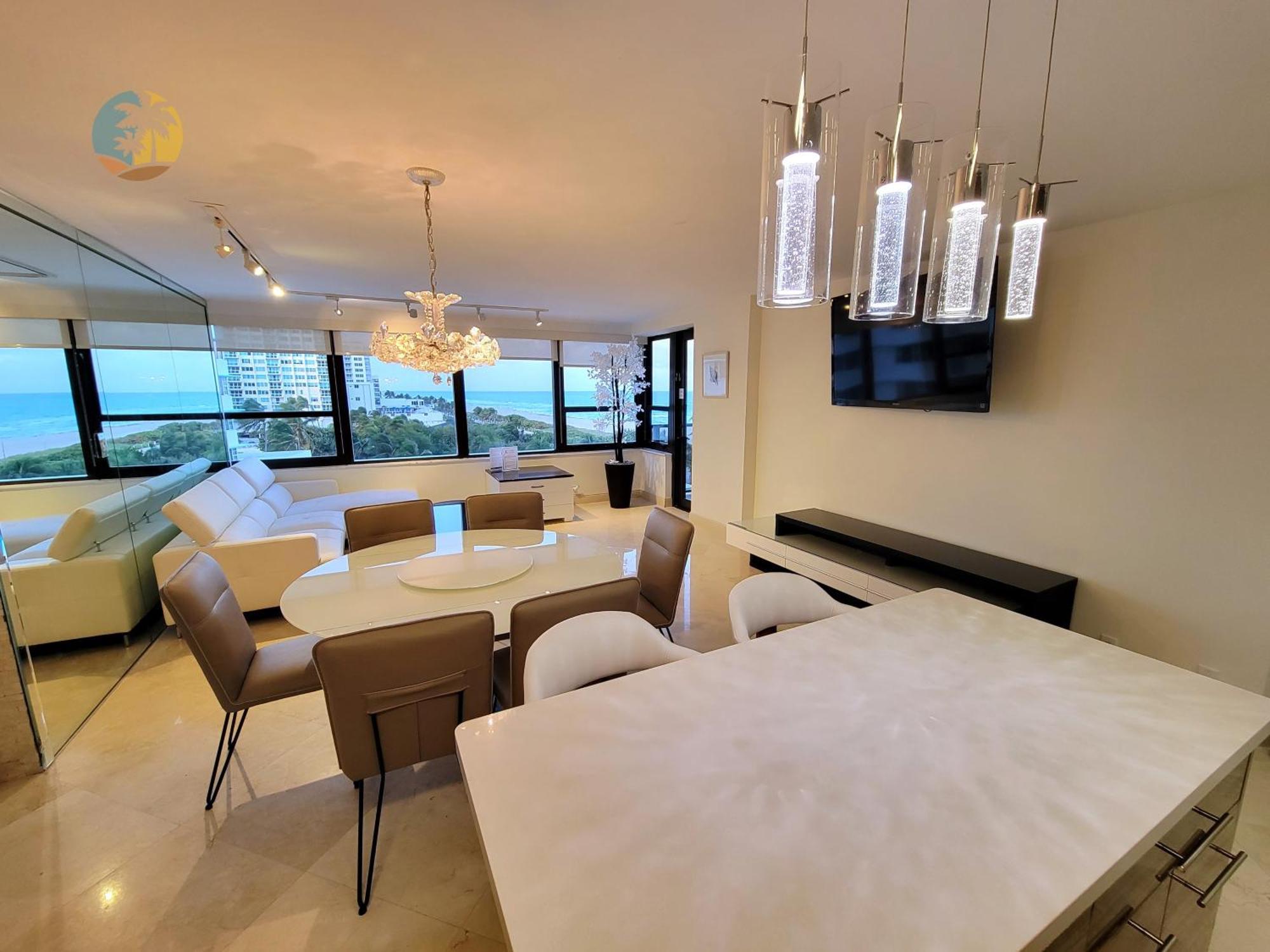 Luxury Beach Resort - Hora Rentals Маями Бийч Екстериор снимка