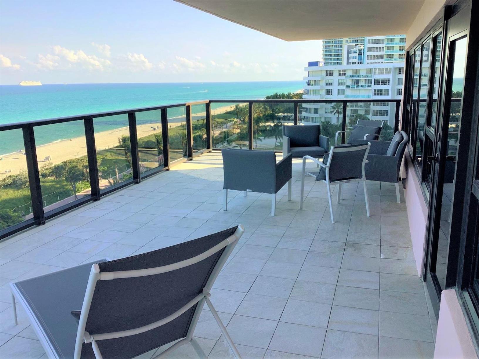 Luxury Beach Resort - Hora Rentals Маями Бийч Екстериор снимка