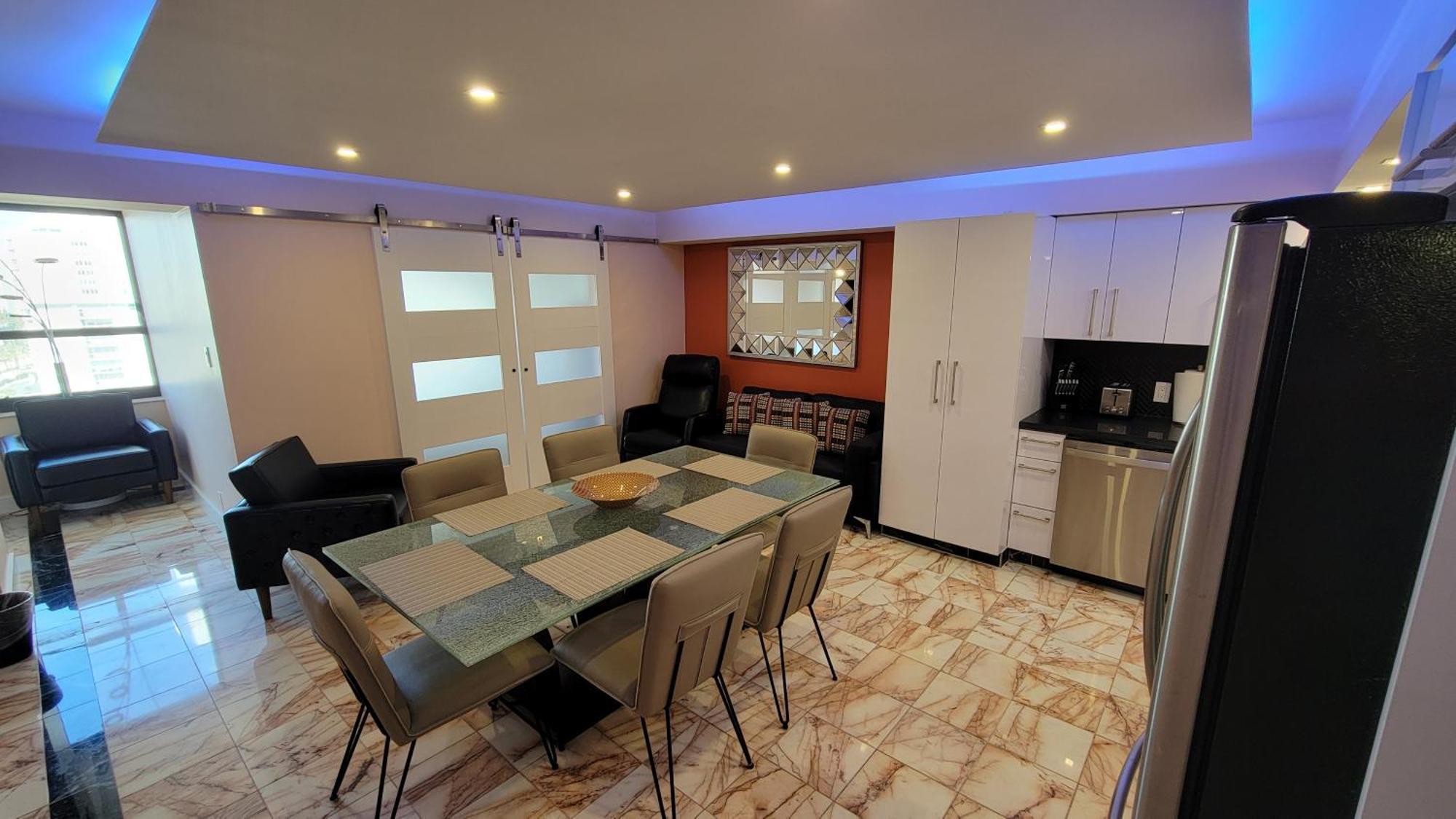 Luxury Beach Resort - Hora Rentals Маями Бийч Екстериор снимка